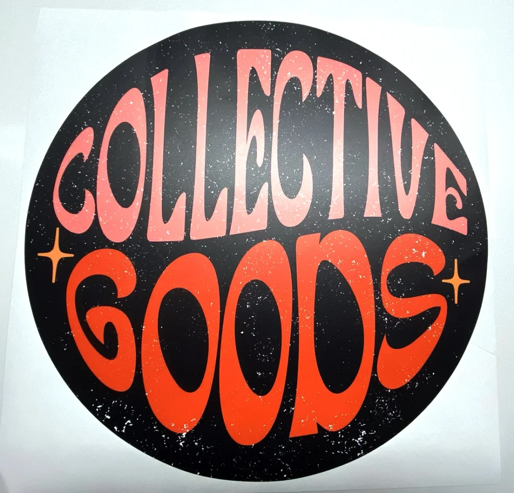 okrągła naklejka z logo