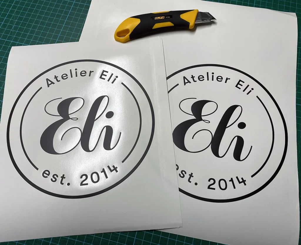 naklejka wybierana czarne logo