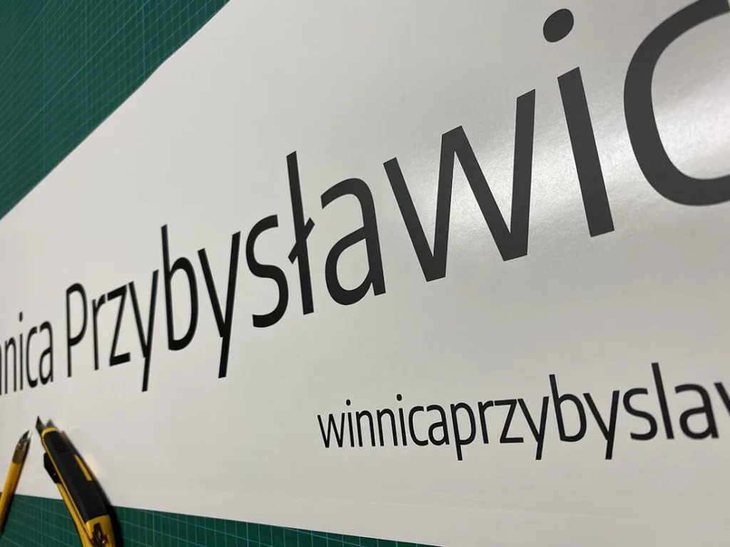 naklejka wybierana czarne napisy